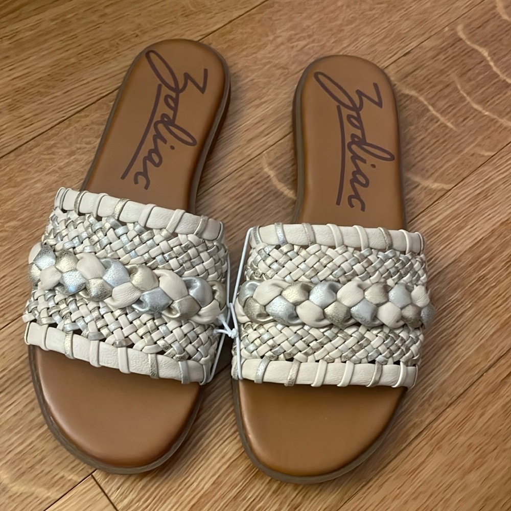 Zodiac Faux Leather Metallic Round Toe Slide Sandal